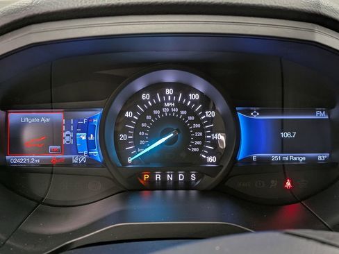 Used 2024 Ford Edge SE w/ Black Appearance Package AWD/4WD image 17