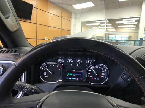 Used 2022 GMC Sierra 1500 AT4 w/ AT4 Premium Package AWD/4WD image 14