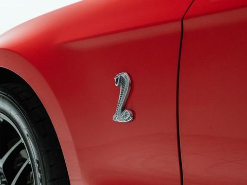 Used 2010 Ford Mustang Shelby GT500 image 21