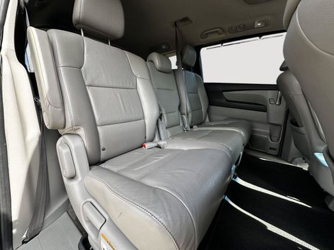 Used 2012 Honda Odyssey Touring Elite image 25
