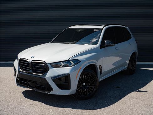 Used 2026 BMW X5 M Competition w/ Executive Package AWD/4WD image 1