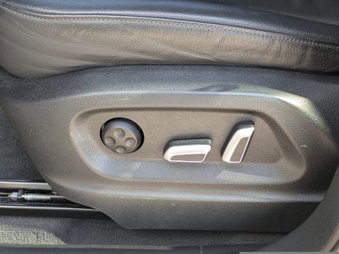 Used 2016 Audi Q5 2.0T Premium Plus w/ Technology Package image 23