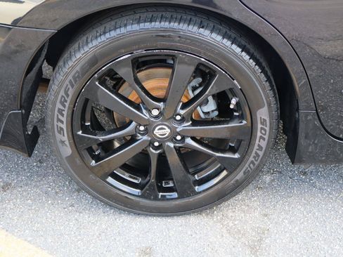 Used 2018 Nissan Altima 2.5 SR w/ SR Midnight Edition FWD image 24