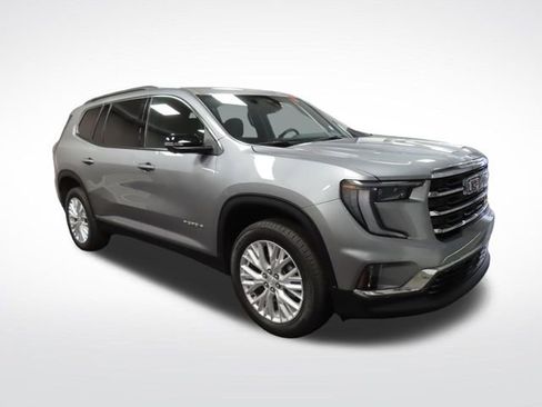 Used 2024 GMC Acadia Elevation w/ Luxury Package FWD image 8
