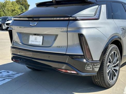New 2026 Cadillac Lyriq Premium Sport image 8