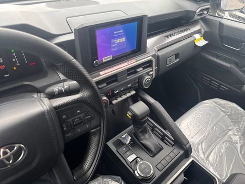 New 2026 Toyota Tacoma SR5 AWD/4WD image 24