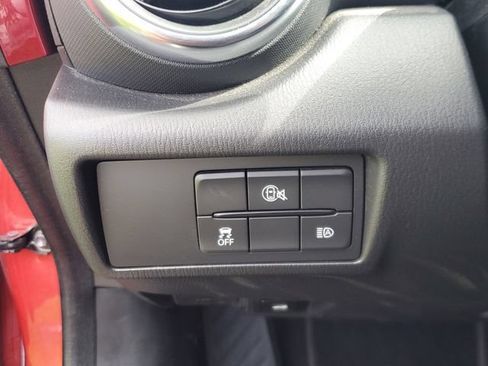 Used 2025 MAZDA MX-5 Miata RF Grand Touring RWD image 11