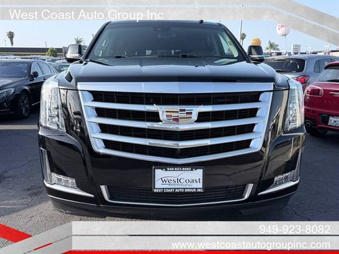 Used 2018 Cadillac Escalade ESV Luxury RWD image 4