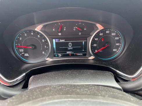 Used 2018 Chevrolet Equinox LT w/ Sun & Infotainment Package AWD/4WD image 17