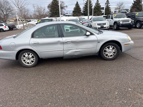 Used 2005 Mercury Sable LS image 9