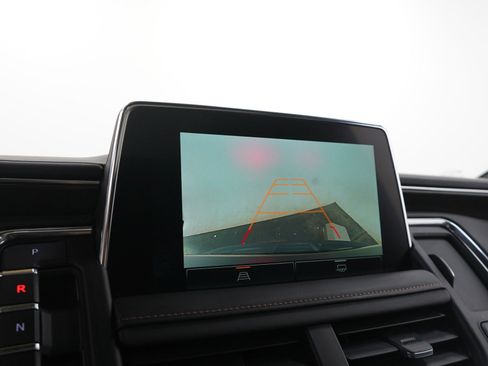 Used 2023 GMC Yukon AT4 AWD/4WD image 30