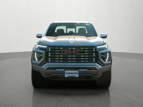 Used 2025 GMC Canyon Denali AWD/4WD image 2