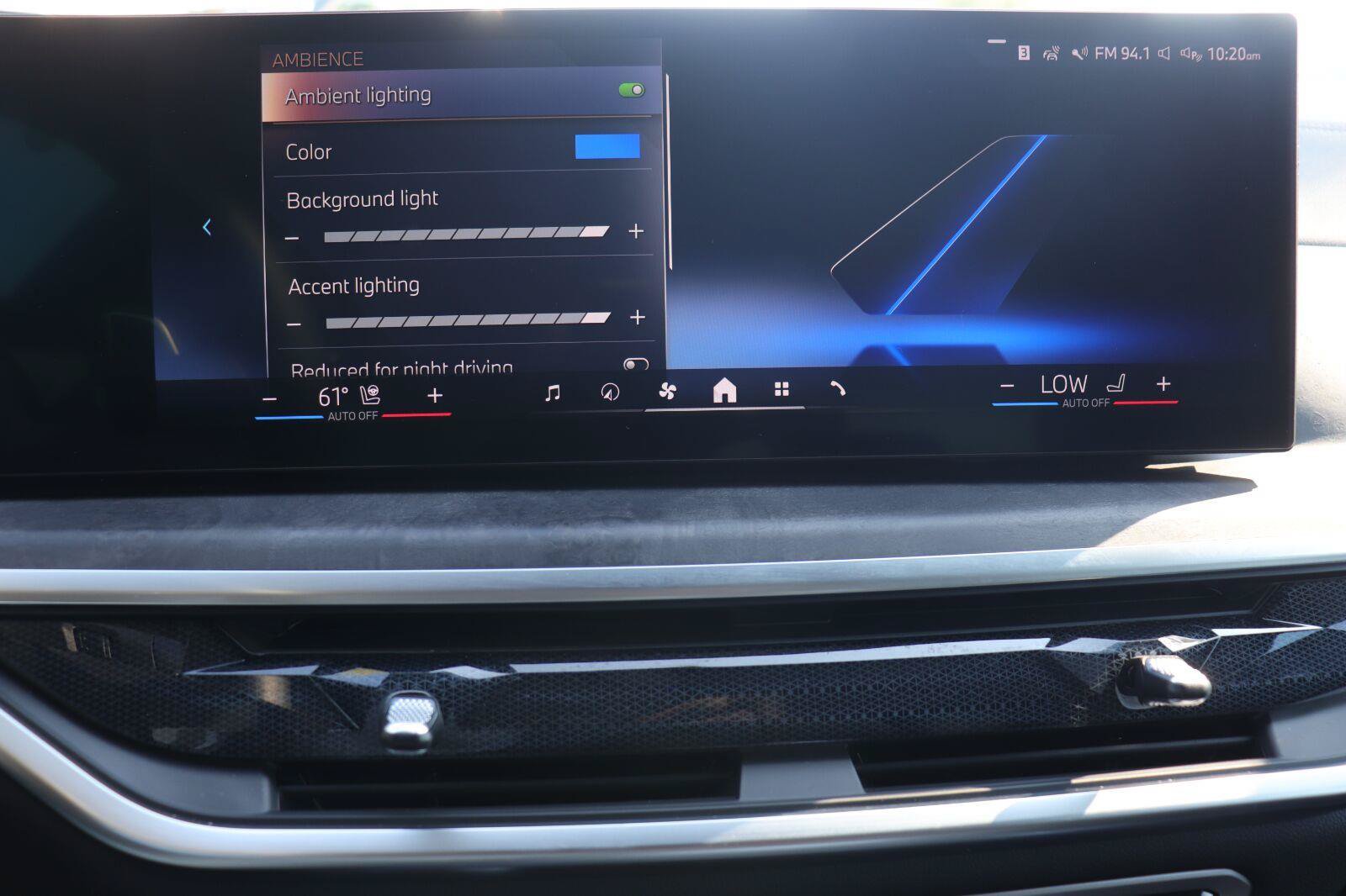 Used 2024 BMW X7 xDrive40i w/ Premium Package AWD/4WD image 39