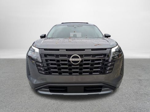 New 2026 Nissan Pathfinder Platinum FWD image 8
