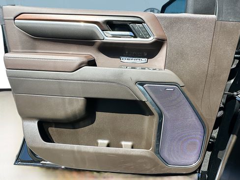 Used 2025 GMC Sierra 1500 Denali image 22