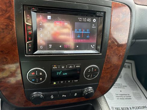 Used 2013 Chevrolet Tahoe LT image 31