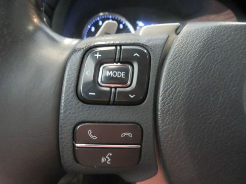 Used 2018 Lexus IS 300 w/ Accessory Package 2 RWD image 32