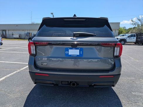 New 2026 Ford Explorer ST-Line RWD image 5