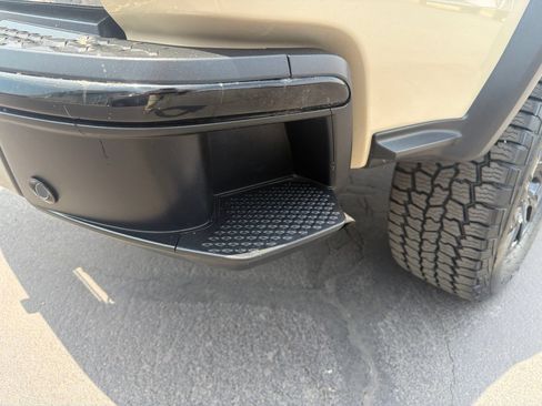 Used 2023 Chevrolet Colorado Trail Boss w/ Technology Package AWD/4WD image 32