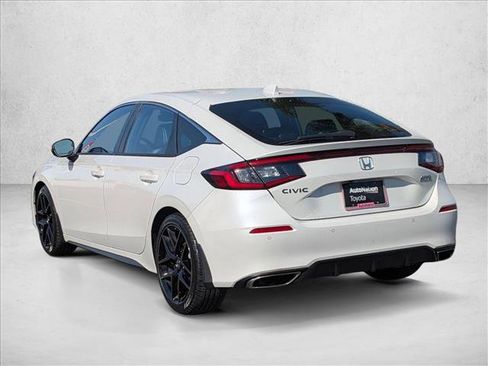Used 2022 Honda Civic Sport Touring image 8