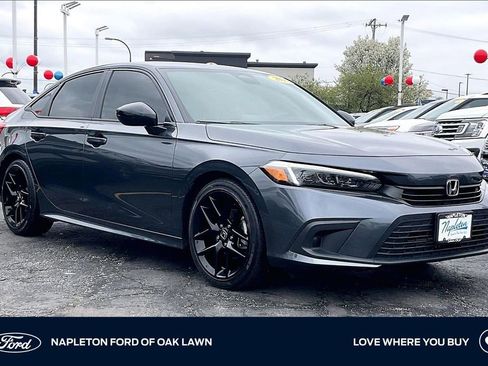 Used 2023 Honda Civic Sport image 1