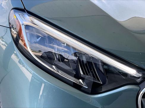 Used 2026 Mercedes-Benz GLC 300 4MATIC image 24