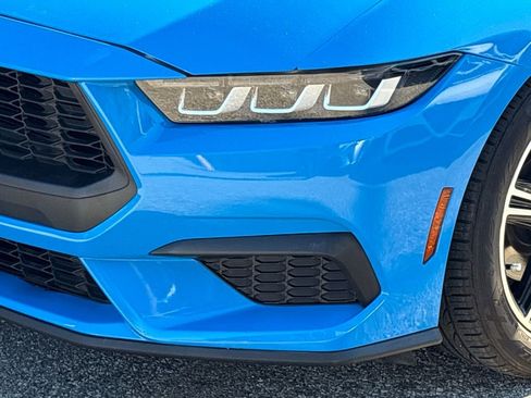 Used 2024 Ford Mustang Premium image 9