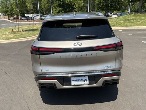 Used 2024 INFINITI QX60 Luxe w/ Performance Audio Package AWD/4WD image 15