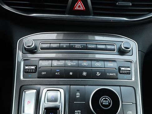 Used 2023 Hyundai Santa Fe SEL FWD image 18