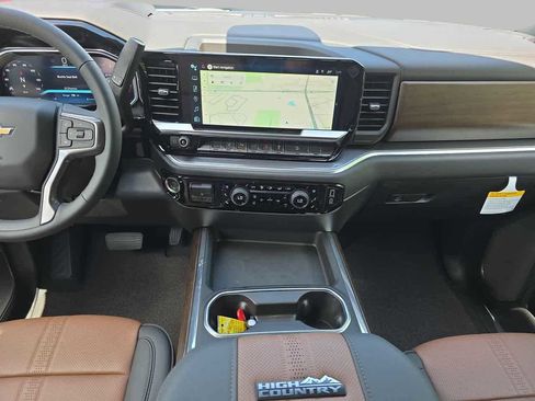 New 2026 Chevrolet Silverado 2500 High Country w/ High Country Premium Package AWD/4WD image 12
