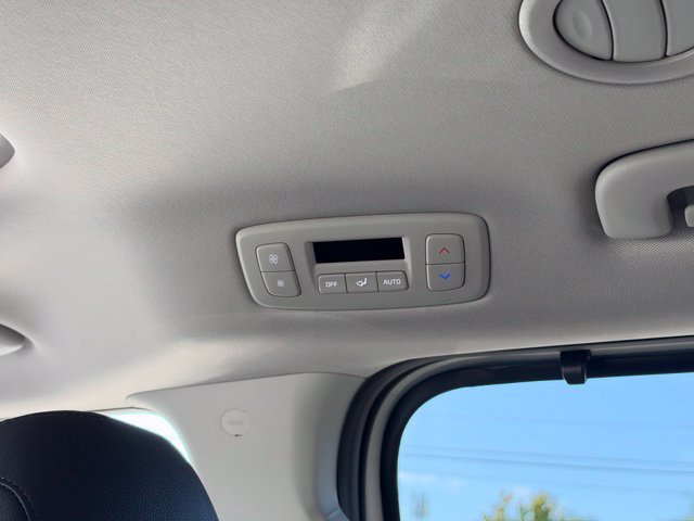 Used 2025 Kia Carnival SX Prestige FWD image 37