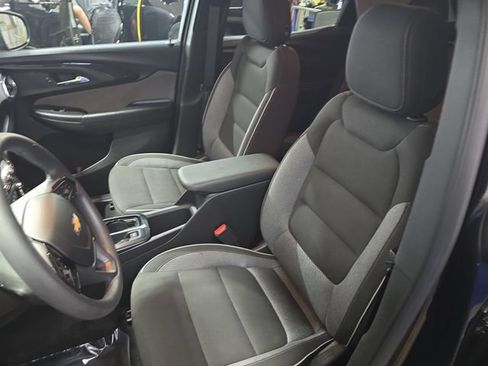 Used 2023 Chevrolet TrailBlazer LT w/ Convenience Package FWD image 18