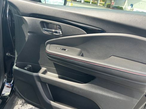 Used 2018 Honda Ridgeline Black Edition image 35