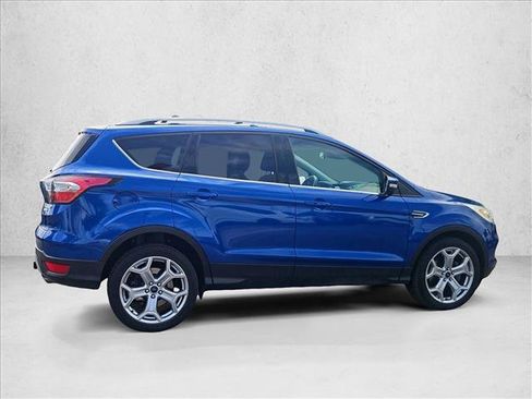Used 2017 Ford Escape Titanium w/ Equipment Group 301A AWD/4WD image 8