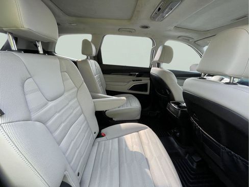 Used 2024 Kia Telluride SX Prestige AWD/4WD image 22