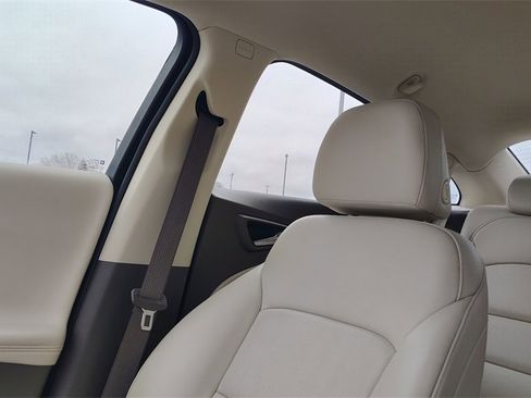 Used 2024 Chevrolet Malibu LT image 24