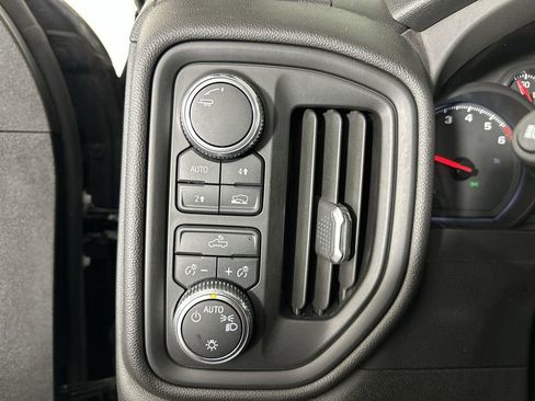 Used 2023 GMC Sierra 1500 Pro w/ Pro Value Package image 19