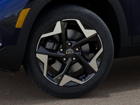 New 2025 Kia Seltos EX w/ EX Sunroof Package image 9