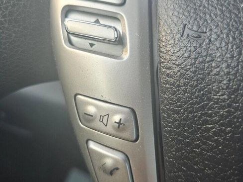 Used 2017 Nissan Versa S Plus image 15