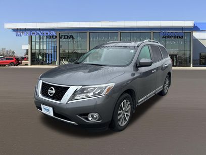 Used 2016 Nissan Pathfinder SL w/ SL Premium Package