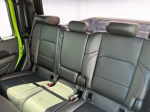 New 2026 Jeep Gladiator Rubicon image 13