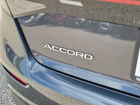 Used 2023 Honda Accord EX image 10