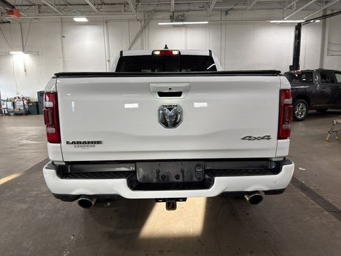 Used 2023 RAM 1500 Laramie AWD/4WD image 5