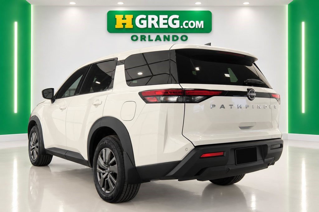 Used 2024 Nissan Pathfinder S w/ Cargo Package FWD image 2