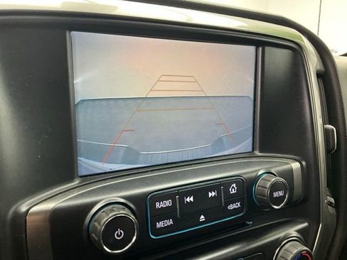 Used 2018 Chevrolet Silverado 1500 LT w/ LT Eassist Package image 23