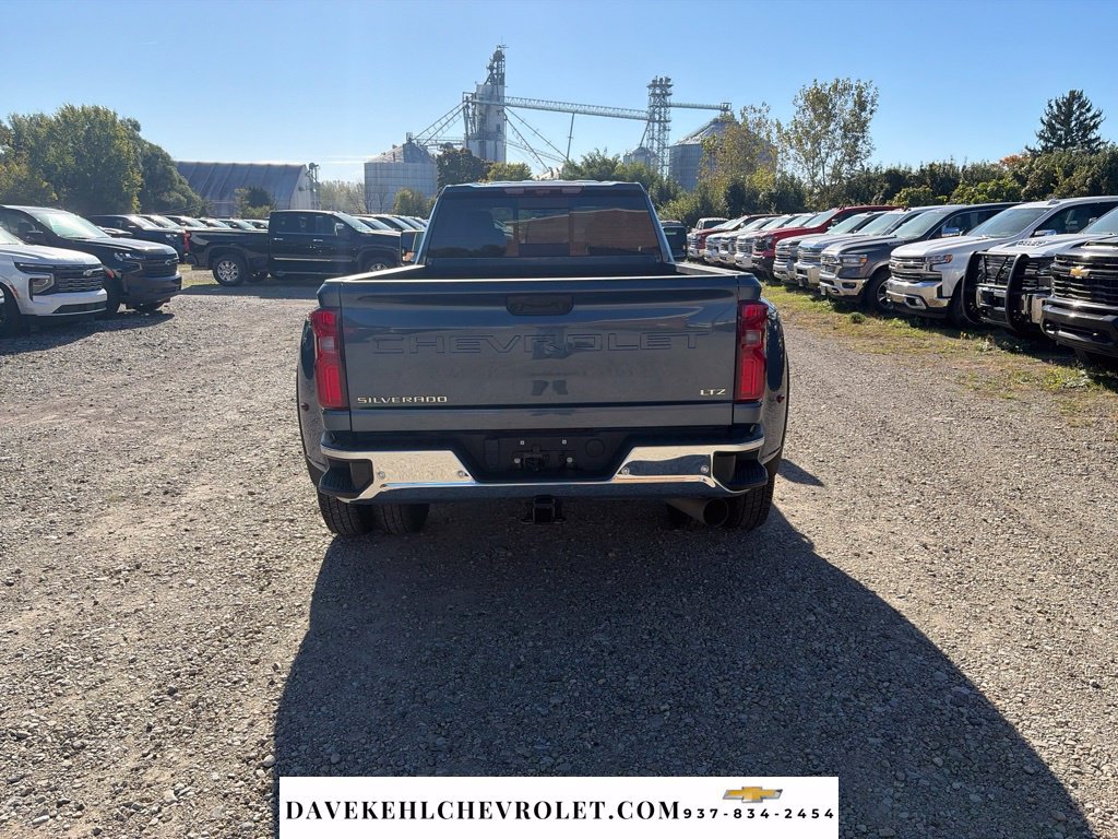 Used 2024 Chevrolet Silverado 3500 LTZ w/ LTZ Plus Package AWD/4WD image 7
