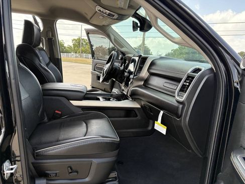 Used 2024 RAM 4500 Laramie AWD/4WD image 15
