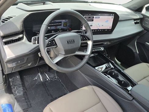 New 2026 Audi Q3 quattro 2.0T AWD/4WD image 16