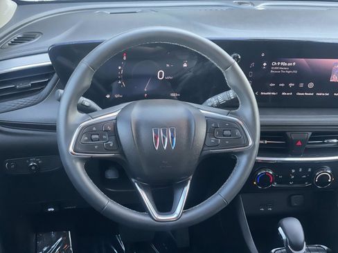 Used 2025 Buick Encore GX Preferred w/ Comfort Package image 10