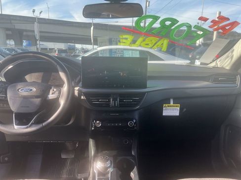 Used 2023 Ford Escape Active w/ Tech Pack #1 image 14
